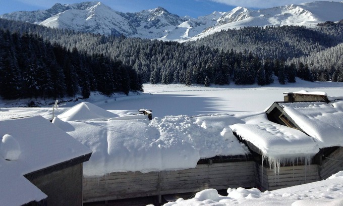 Campan Cottage | PAYOLLE mountain chalet near the Hautes-Pyrenees lake, possible 14 people (2 lodgings)