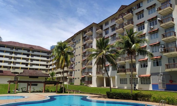 Tanjung Tanah Merah Apartment | PD Laguna Homestay Blue & Purple