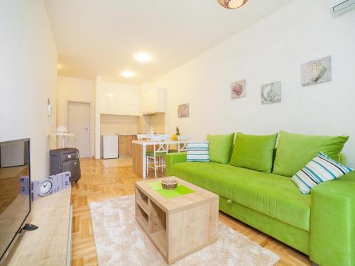 Golubovina Apartment | Peace 2 Apartments with parking