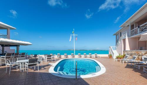 George Town Hotel | Peace and Plenty Resort