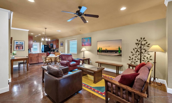 Lacy-Lakeview House | Peace at Skyview - 10 minutes to downtown Waco