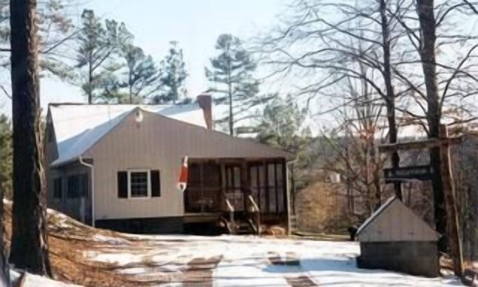 Arrington Cabin | Peace like a river, love like a mountain