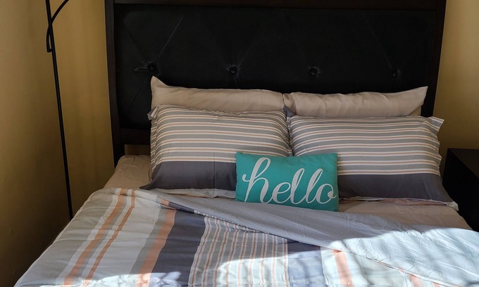 Hillcrest Apartment | Peaceful 1 bedroom with free parking - 5 min from downtown