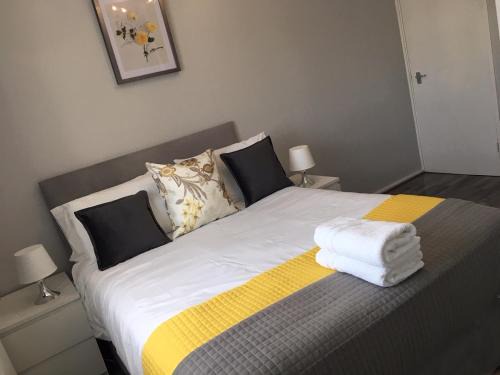 Vange Apartment | Peaceful 3 Bed Home
