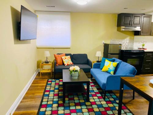Erin Mills Apartment | Peaceful 3 Bedroom Basement Apartment