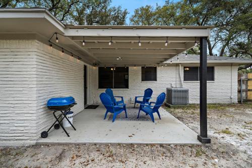 Baytown House | Peaceful Abode in Convenient Baytown Location