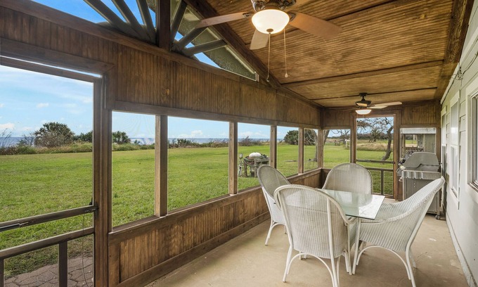 Austwell House | Peaceful and private! Cute waterfront cottage with amazing fishing!