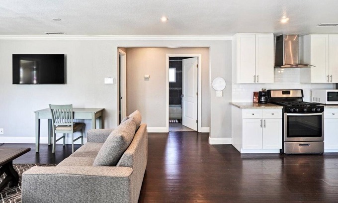 Arden-Arcade House | Peaceful and Spacious 3-Bedroom House in Great Neighborhood -- w/ Parking