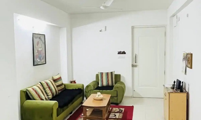 Bicholi Mardana Apartment | Peaceful and spacious stay with your closed onesnn