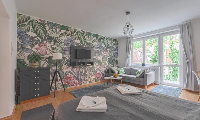 Budavar Apartment | Peaceful Apartment near Buda Castle and Chain Bridge