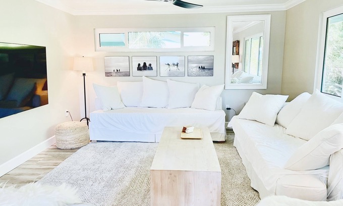 Placida Condo | PEACEFUL BAYFRONT Escape: 2 Min Walk to Beach: Parking Ferry Pool Trash P/U incl