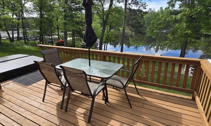 Crosslake House | Peaceful Cabin on Whitefish Chain