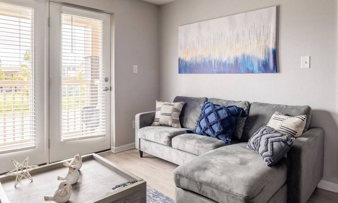 Kettering Apartment | Peaceful Comforts