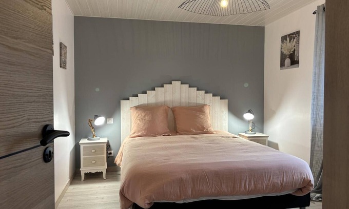 Cognat-Lyonne Cottage | Peaceful cottage for 6 near Vichy & Clermont-Ferrand