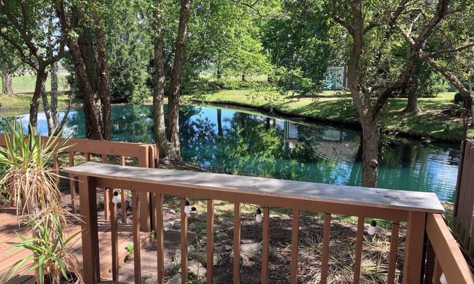Pike House | Peaceful cottage home close to Downtown Indianapolis