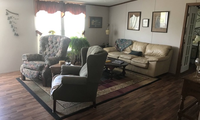 Harper House | Peaceful country getaway. Close to Kerrville and Fredicksburg