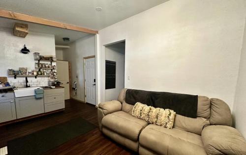 Silverton Apartment | Peaceful Gem in the Center of Silverton