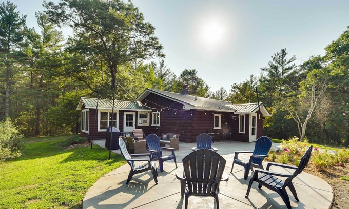 Grantsburg Cabin | Peaceful Grantsburg Log Cabin w/ Patio + Fire Pit!