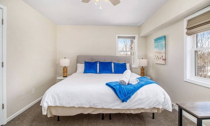 South Gull Lake House | Peaceful Gull Lake Suite