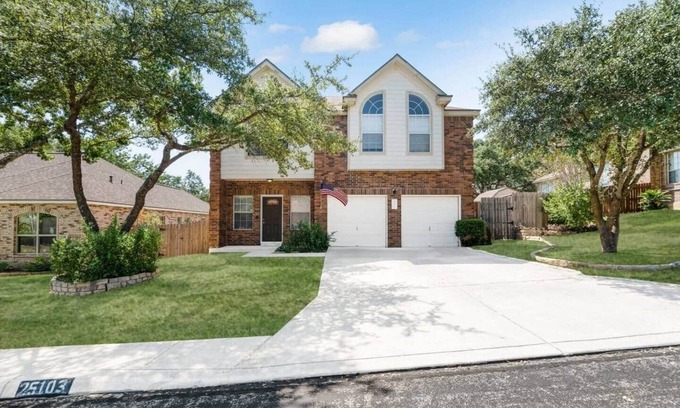Stone Oak House | Peaceful Home with Big Yard
