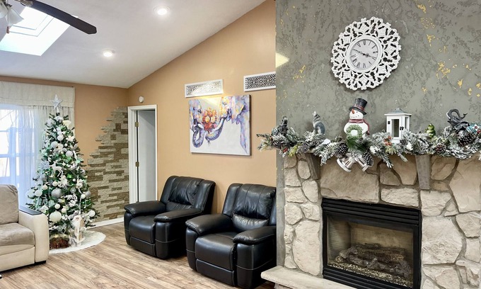 Tunkhannock Township House | Peaceful house with hot tub, private swimming pool, etc.