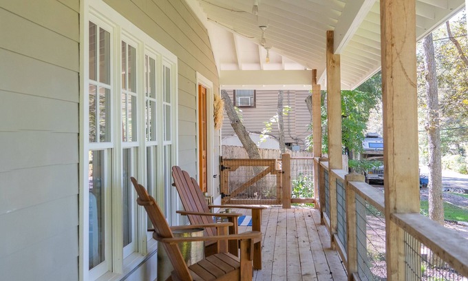 Austin Lake Estates House | Peaceful Lake Austin Oasis