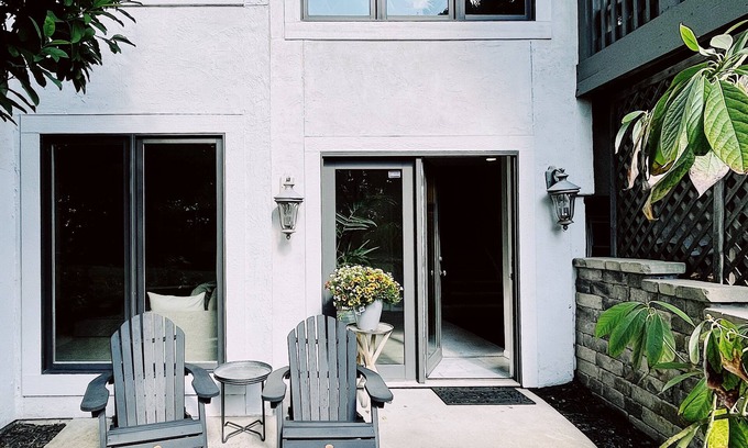 Overland Park Apartment | Peaceful Oasis in the burbs w/fireplace!