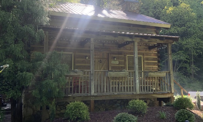 Deep Gap Cabin | Peaceful Real Log Cabin Rushing Trout Stream Brand New Jacuzzi Hot Tub