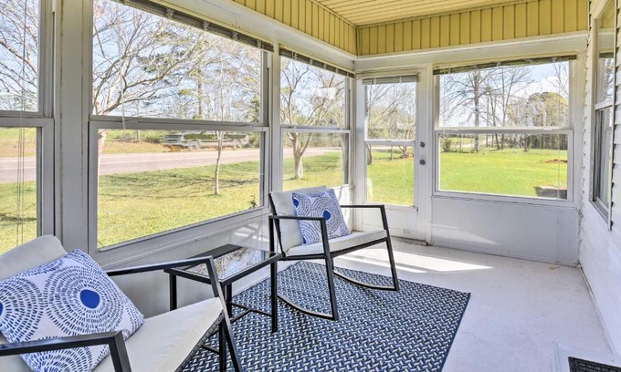 Enterprise House | Peaceful Southern Countryside Escape with Porch