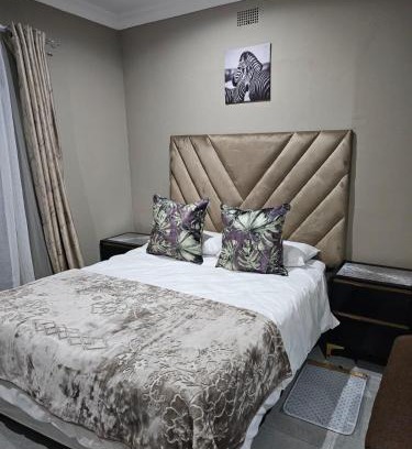 Sasolburg Apartment | Peaceful Stay - Deluxe Suite 2