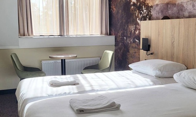 Eerbeek House | Peaceful Stay with Woodland Views, Perfect for Couples & Nature Walks