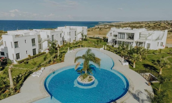 Tatlisu Apartment | Peaceful Suite Beachfront Getaway