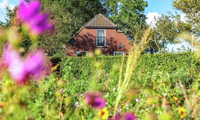 Municipality of Oldambt House | Peaceful vacation home with wide view.