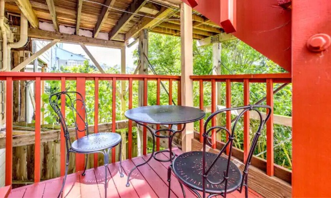 Dolores Heights Apartment | Peaceful Victorian Inlaw, Short Ride to Downtown SF