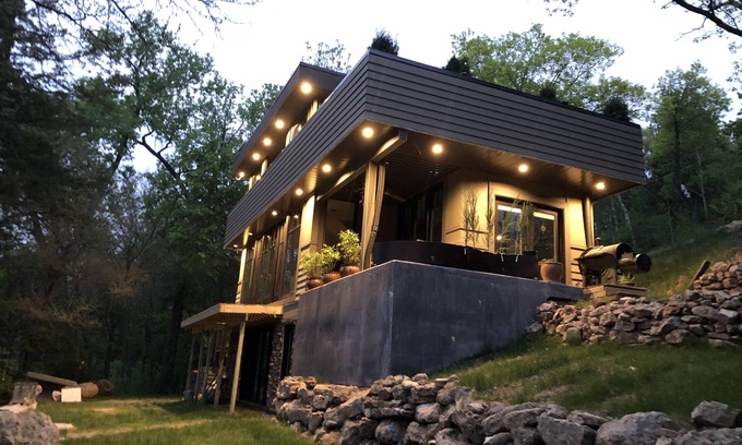 Prescott House | Peaceful Waterfront - Frank Lloyd Right Inspired Home