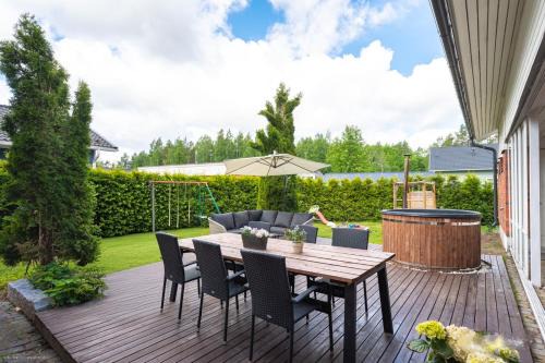 Vantaa House | Peaceful Wood-fired Sauna Stay