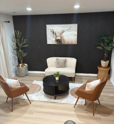 Sandtown House | Peach City Oasis Atl near Aquarium, Truist Park