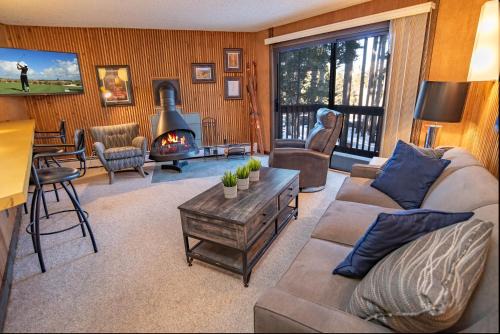 Peak 8 House | Peak 8 Village D25