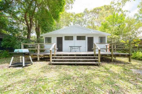 Pearl Beach House | Pearl Beach House - 2 min to sand & sea - 2 semis