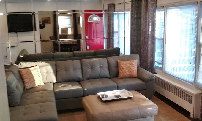 Hempstead House | PEARL'S CAPE COD/NEAR HEMPSTEAD LAKE PARK