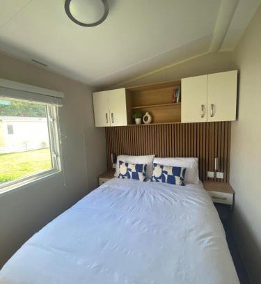 Lydd-on-Sea Resort | Pebbles Romney Sands