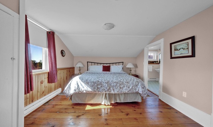 Wellington Other | PEC Country Lavender Farmhouse