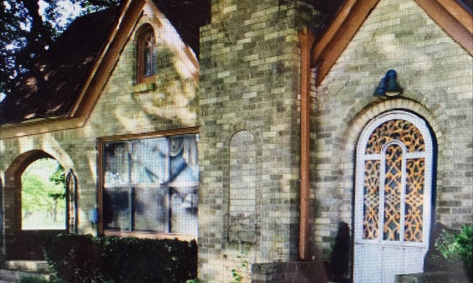 Caldwell House | Pecan Haven's "Country Villa" - 20 min. from College Station Texas.