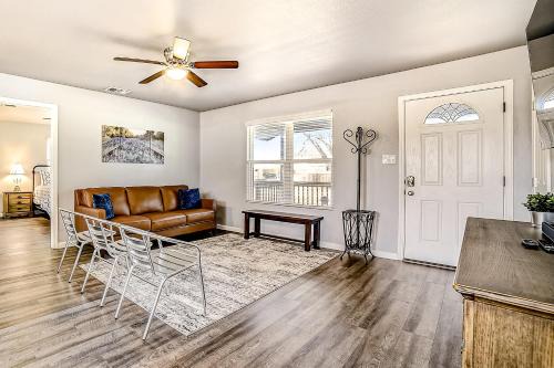 New Braunfels House | Pecan Row Getaway