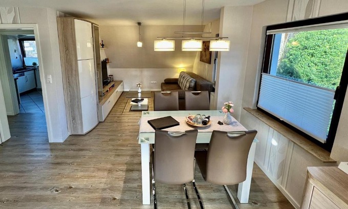 Stade Apartment | Peedy's luxuriöse 60m² Wohnung mit Balkonterrasse