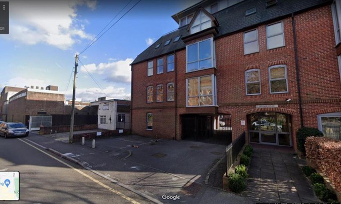Newbury Apartment | Pelican House is an exclusive contemporary development
