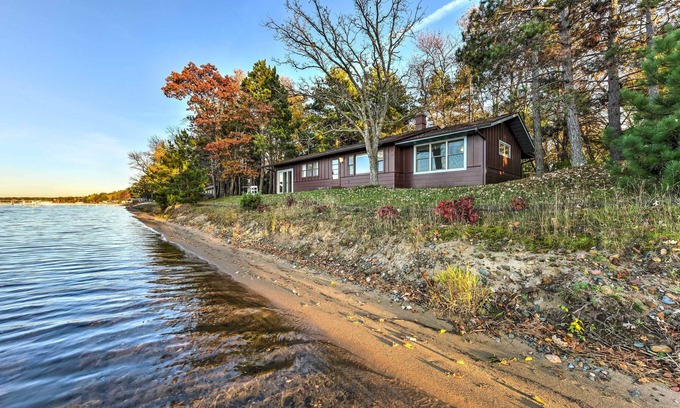 Merrifield Cabin | Pelican Lake Cabin: Private Beach + Scenic Sunsets