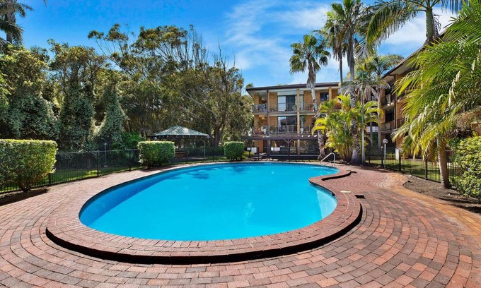 Magenta Shores Apartment | Pelican Place
