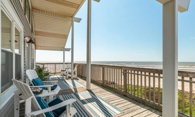 Spanish Grant House | Pelican Point 1- BEACHFRONT 4BR/2BA Sleeps 12, 2 Masters