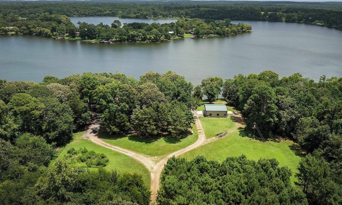 Winnsboro House | Pelican Woods Summary